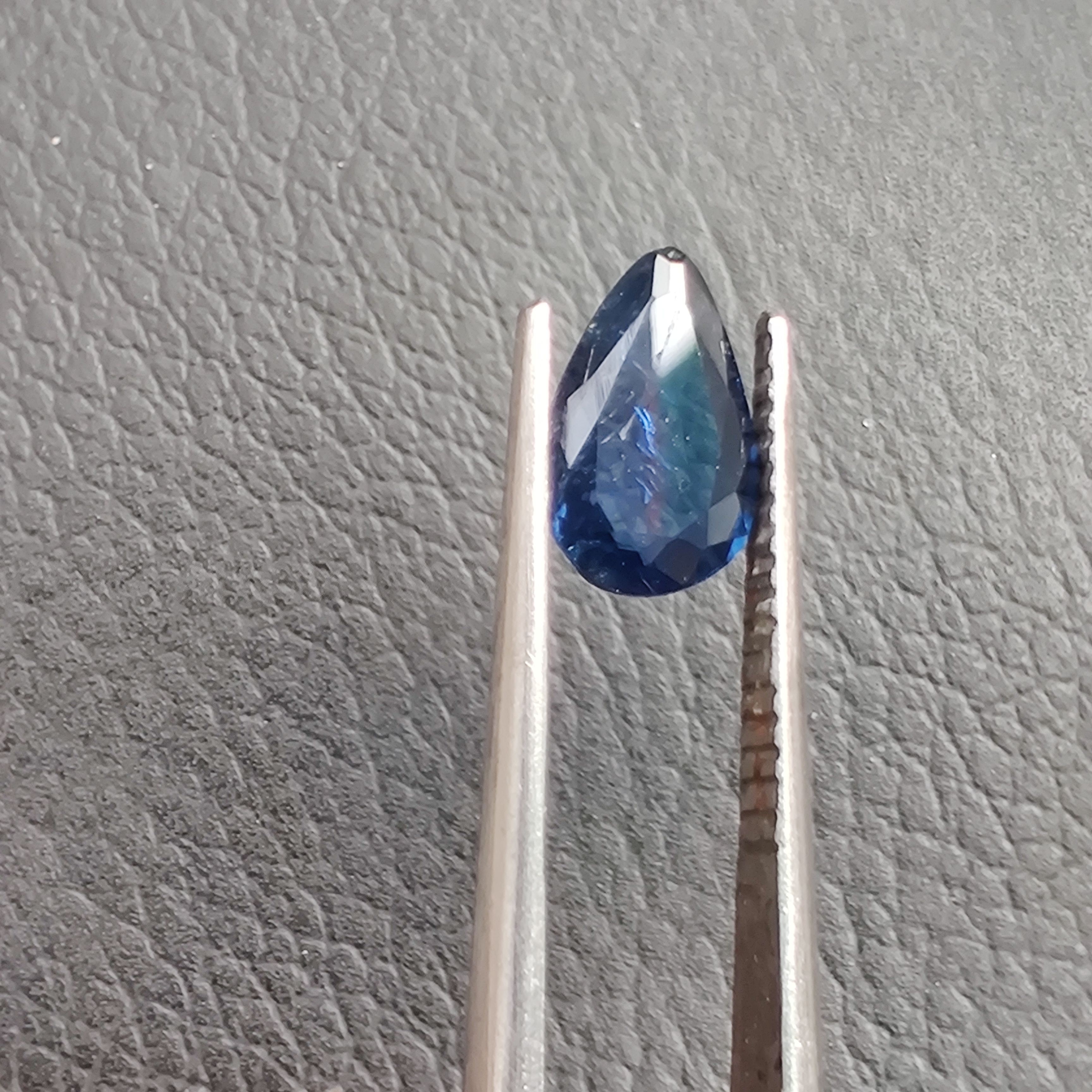Natural Kashmir Blue Sapphire view 2